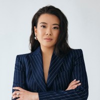 Vivian TuVivian Tu is an Influencer
