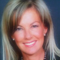 Suzette Hammer