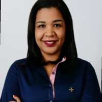 Lorraine Alvarenga