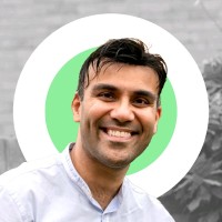Dr Niraj Singh