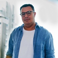 Elton de Sousa Moura