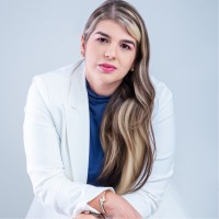 Adriana Medeiros
