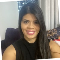 Mayra Magalhaes