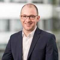 Dr. Sascha Thinius