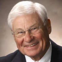 Larry Cedarstrom, Sior