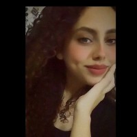 فاطمة عجمية