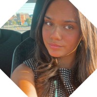 Jasmin S.