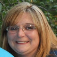 Tracy Akins