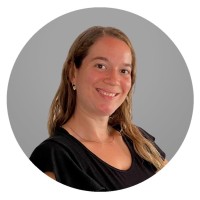 Nadia Verónica Algaze