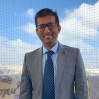 V Vivek