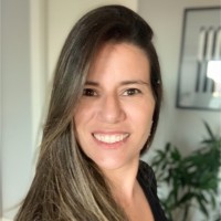 Adriana Lara Clemente