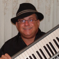 Rob R.