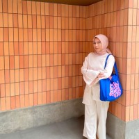 Risa Cecillia Putri