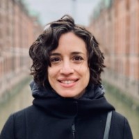 Lucia de la Mora Colunga