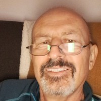 JAROSLAV KUBÍČEK