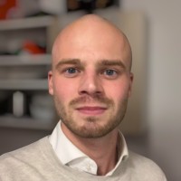 Ivo V.