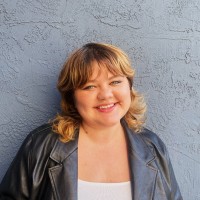 Elizabeth Engle