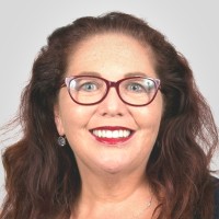 Roz (Roslyn) Minnikin