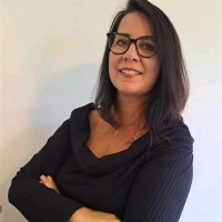 Camila F. Mello