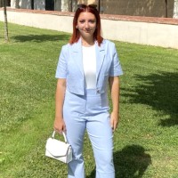 Eva C.