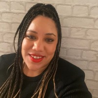 Lynette Comrie, MCIPD