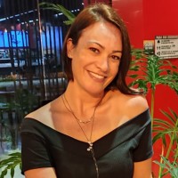 Ana Paula Kniz