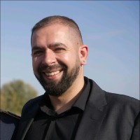 Tobias T.