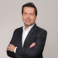 Peter Lausmann, Dipl. Volkswirt
