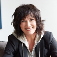 Lyn Smith Gregory