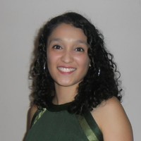 Lara Andrade Santos