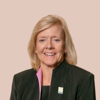 Betsey Hale, Cecd