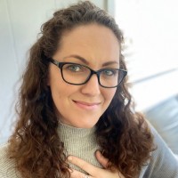 Beth Lewis