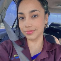 Leslie Yiyetsi León Romero