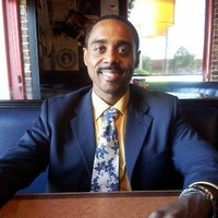 Everett Marshall