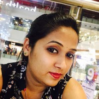 Vanitha VS