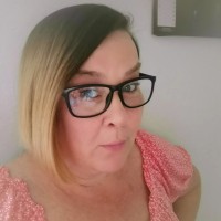 Dee Kelly