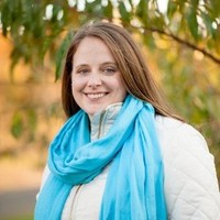 Caitlin B Combs
