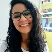 Léia Salazar