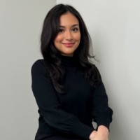 Gloria T.
