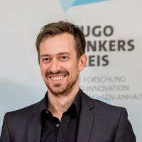 Dr. Dominik Lausch
