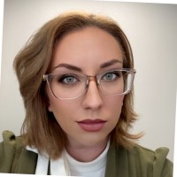 Amanda Perry