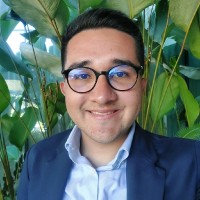 Luis Ureña
