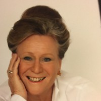 Andrea Holder