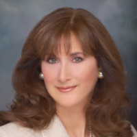Claudia Lewis