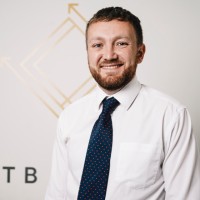 Tom Davies