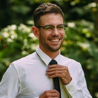 Manu Oliva