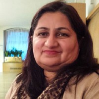 Samina Hussain