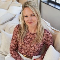 Anne-Marije Van Hunnik