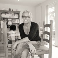 Annette Pooley
