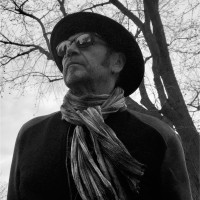 Robert K Barrett